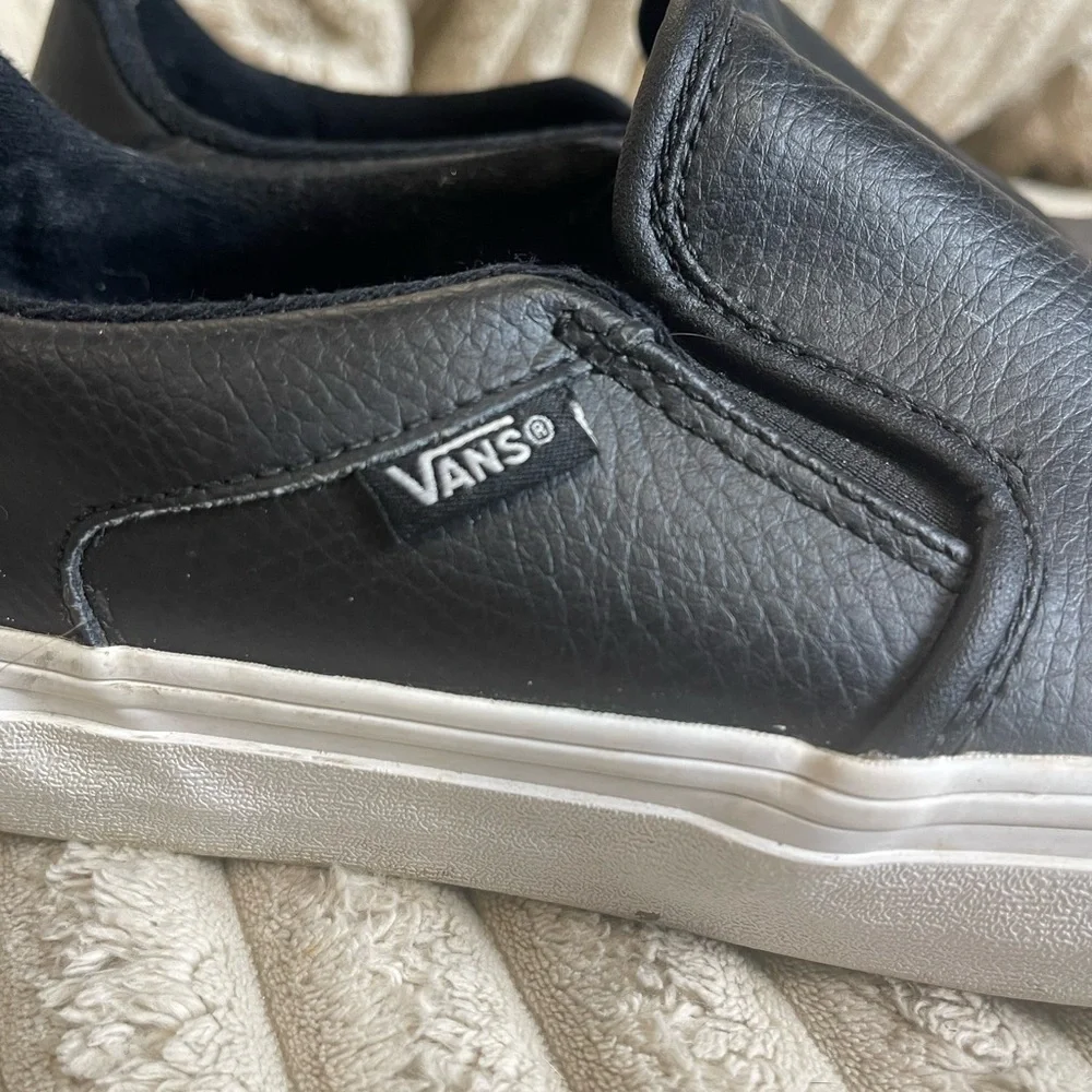 Vans Black Leather Slip-On Loafers size 8.5 - Picture 3 of 8